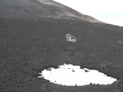 Einer der größten Einschlagskrater der letzten Eruption