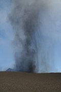 Drei Kilometer hohe Eruptionssäule
